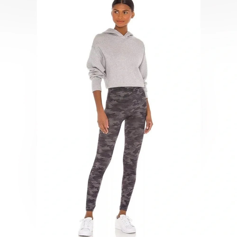 SPANX Womens LOOK AT ME NOW Seamless Shapewear LEGGINGS HEATHER CAMO Size Medium